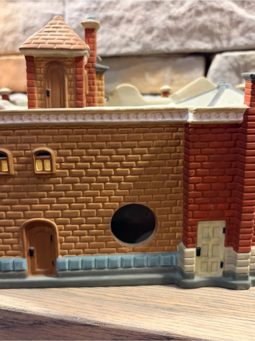 Department 56-Christmas in the City-Riverside Row Shops